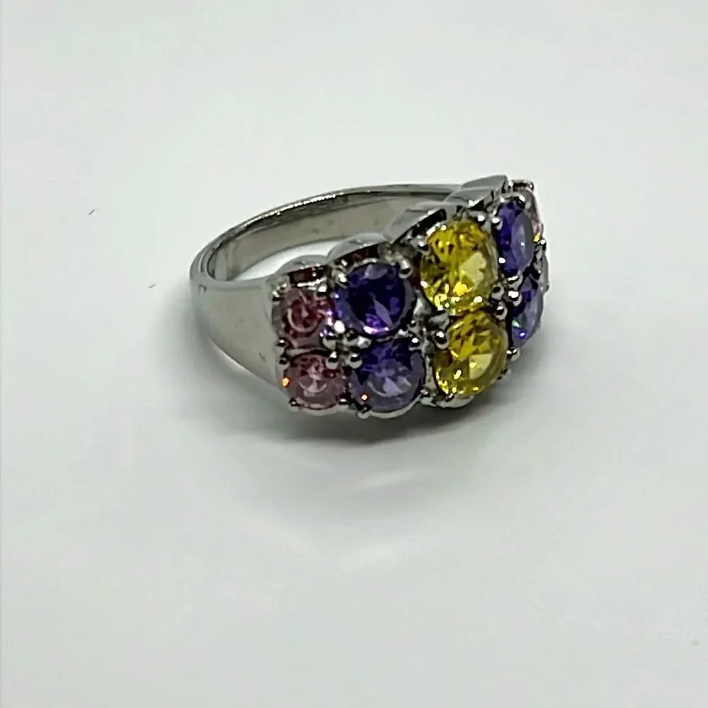 Beautiful Vintage Silver Ring With Purple, Yellow, and Pink Stones